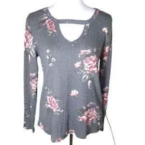 💸$10 🔥Maurices 24/7 Women's Medium Grey Waffle Knit Floral Peekaboo Top